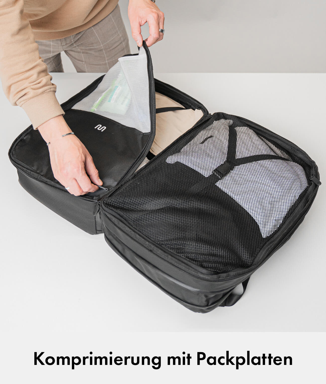 Pro Travel Bundle S – Travel Backpack Pro + Packing Cubes